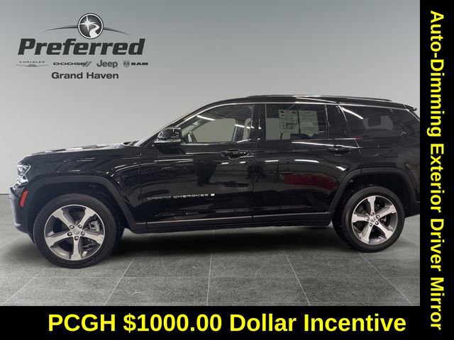 Used 2023 Jeep Grand Cherokee L Limited w/ Luxury Tech Group II image 9