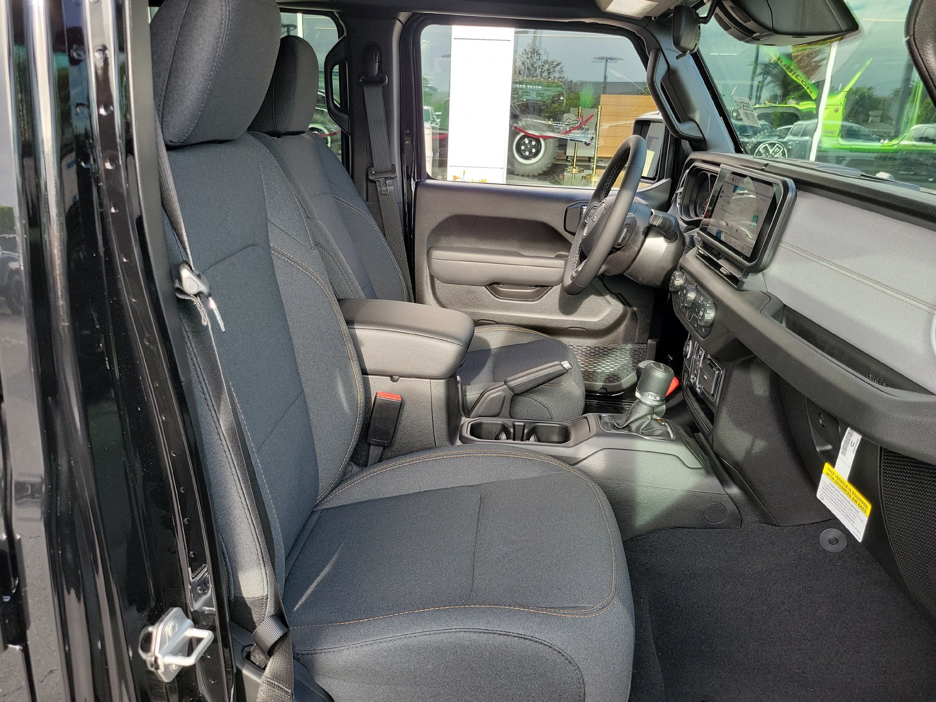 New 2026 Jeep Gladiator Sport AWD/4WD image 17
