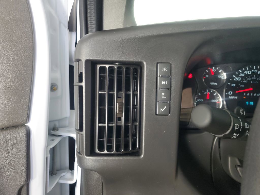 New 2026 Chevrolet Express 2500 w/ Driver Convenience Package image 24
