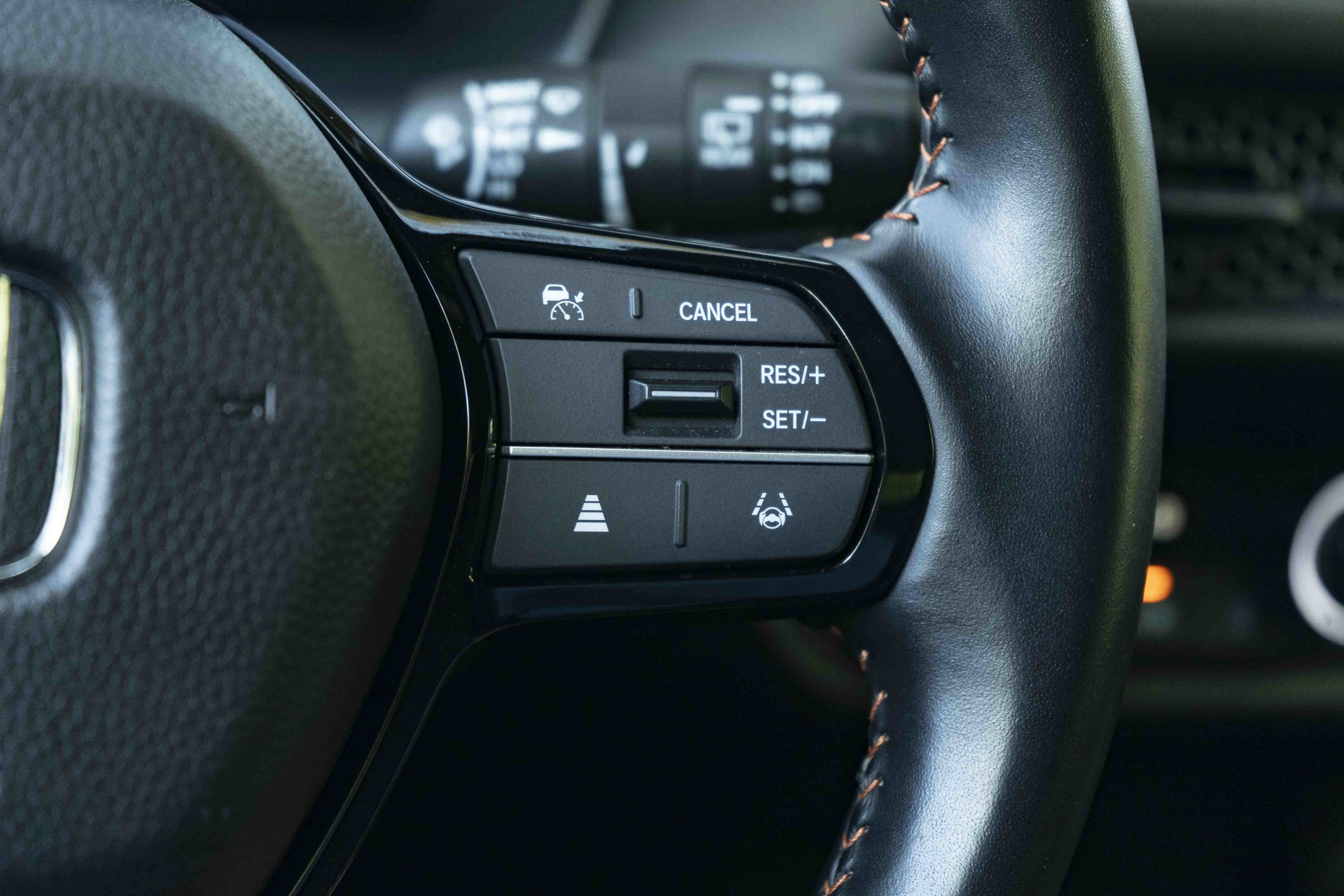 Certified 2025 Honda HR-V Sport image 21