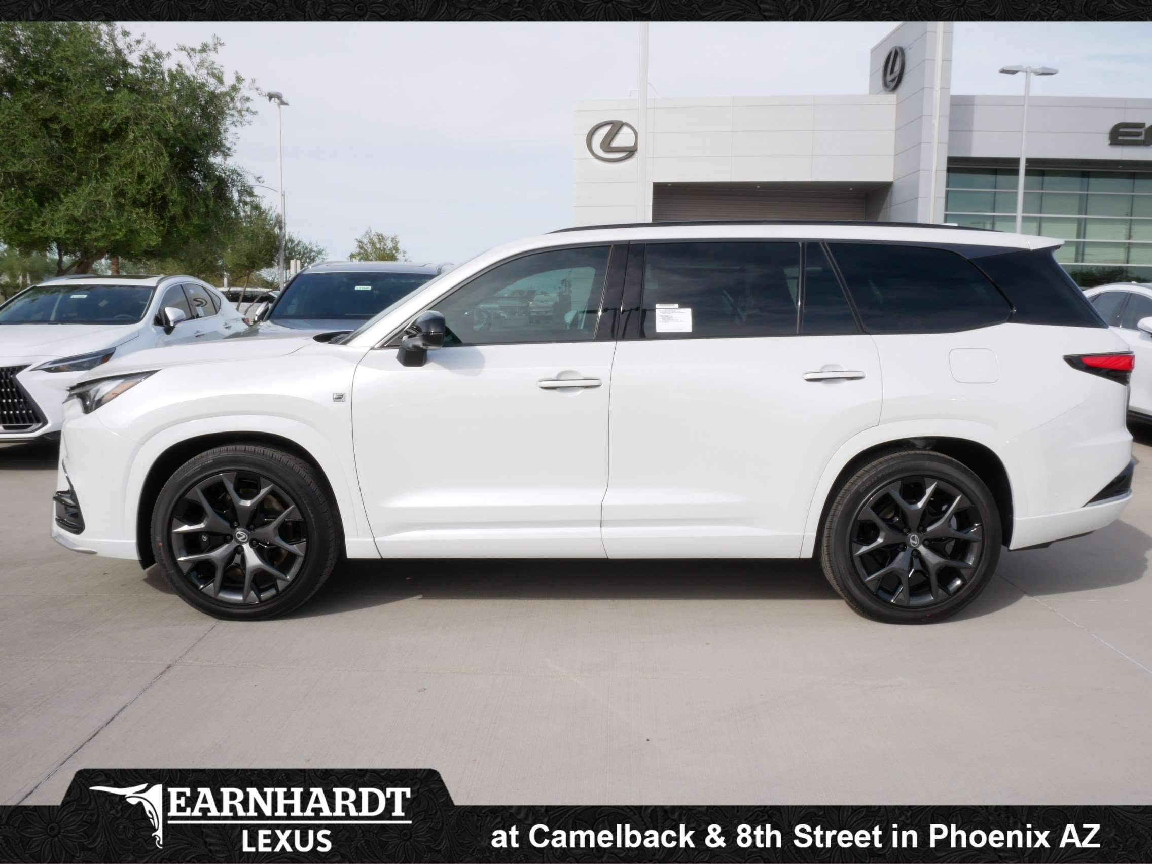 New 2026 Lexus TX 500h AWD w/ Technology Package image 3