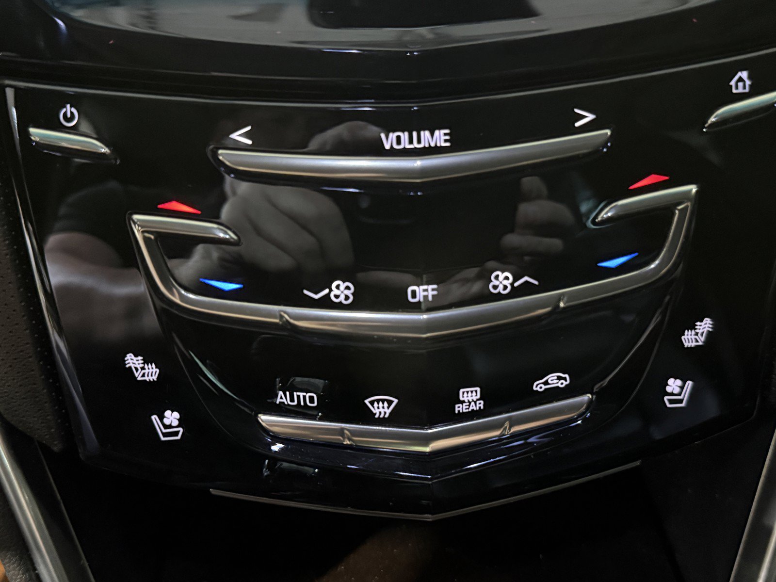 Used 2014 Cadillac XTS Luxury w/ Driver Awareness Package FWD image 14