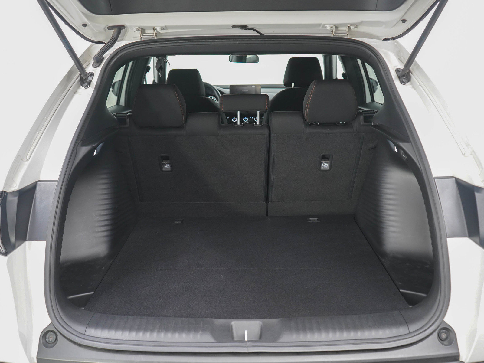 Used 2024 Honda HR-V Sport image 16