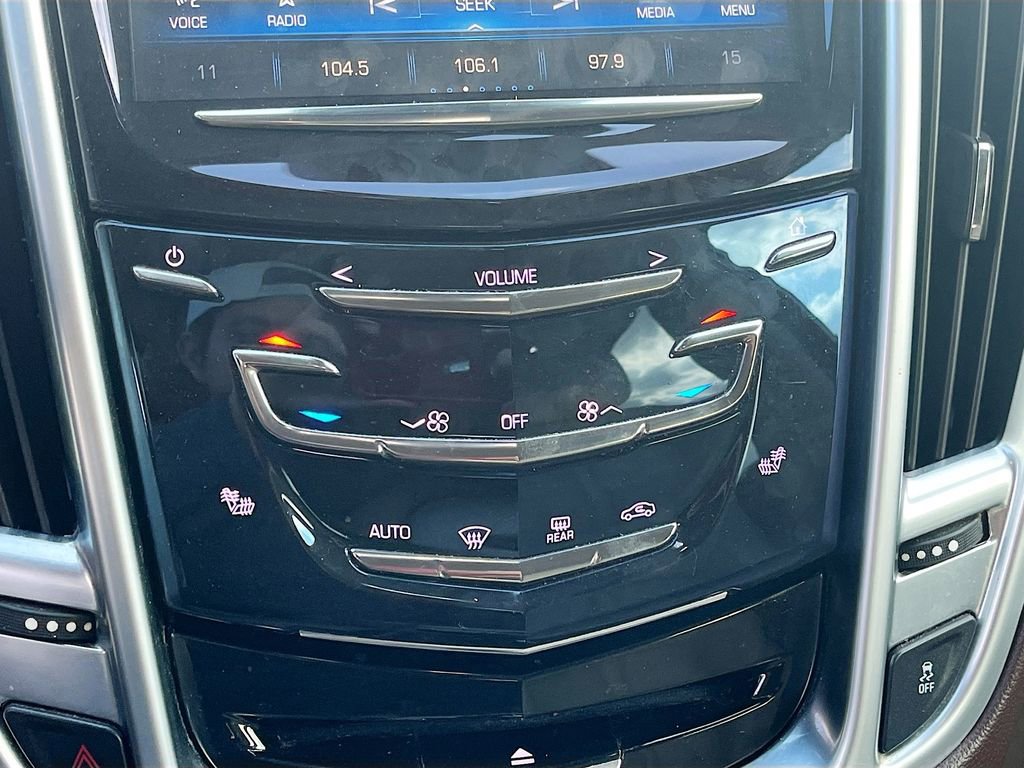 Used 2016 Cadillac SRX Luxury w/ Driver Awareness Package image 15