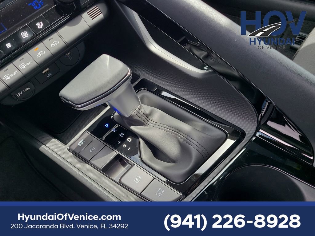 New 2025 Hyundai Elantra SEL image 15