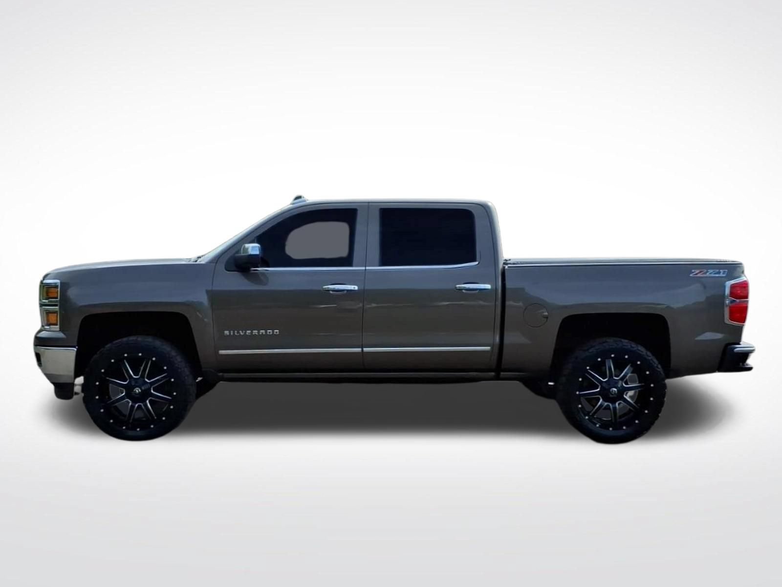 Used 2014 Chevrolet Silverado 1500 LTZ Z71 w/ LTZ Plus Package AWD/4WD image 3