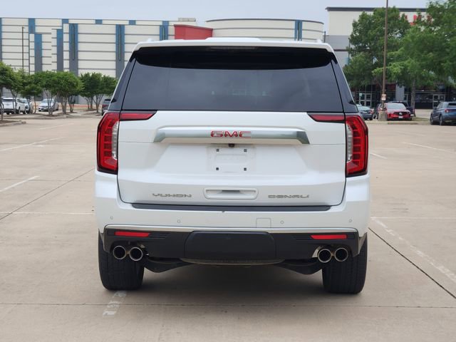 Used 2023 GMC Yukon Denali w/ LPO, Floor Liner Package AWD/4WD image 6