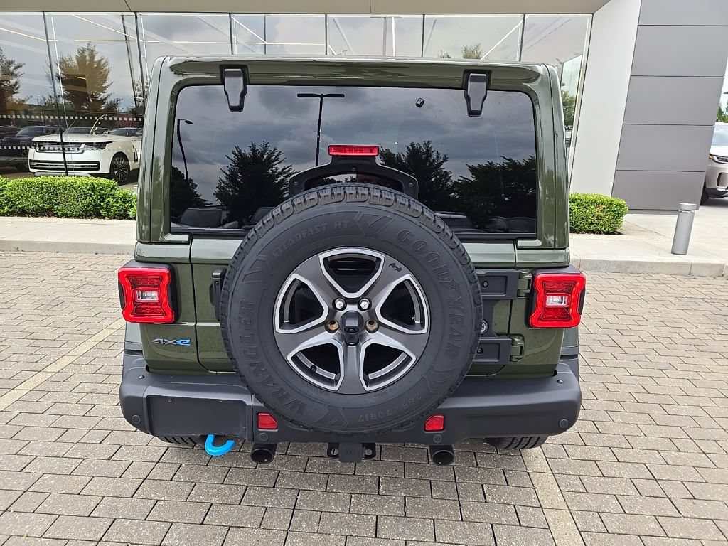 Used 2024 Jeep Wrangler Unlimited Rubicon 4xe AWD/4WD image 6