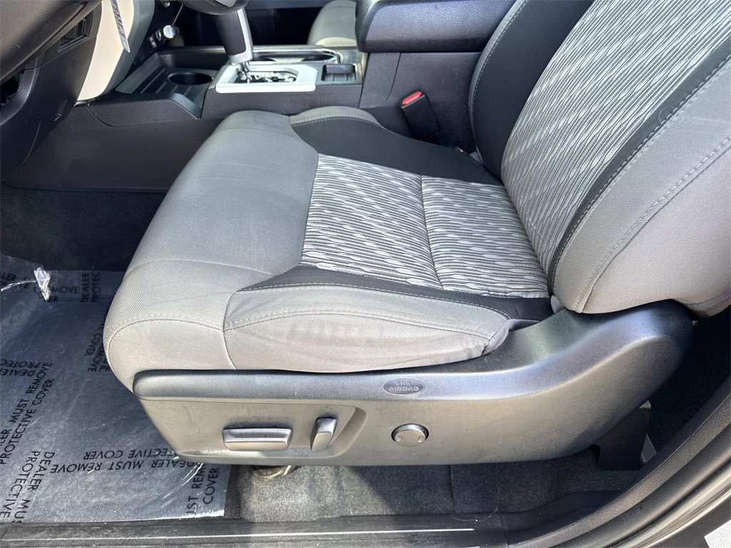 Used 2018 Toyota Tundra SR5 image 10