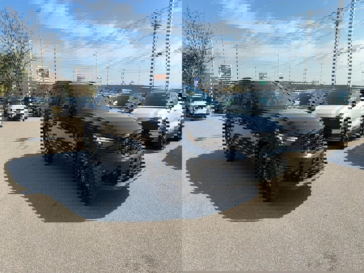 New 2026 Volvo XC40 B5 Ultra w/ Climate Package image 7