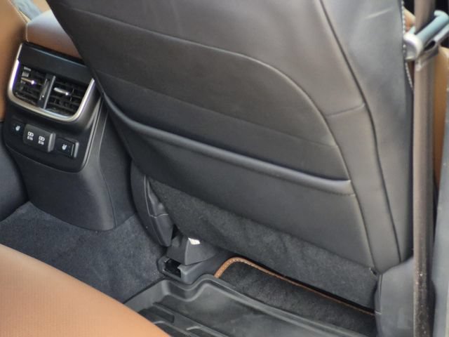 Used 2022 Subaru Outback Touring XT AWD/4WD image 19