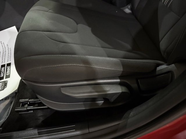 New 2025 Hyundai Elantra SEL image 12