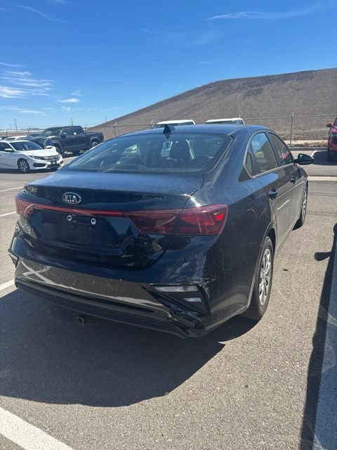 Used 2021 Kia Forte Sedan FWD image 3