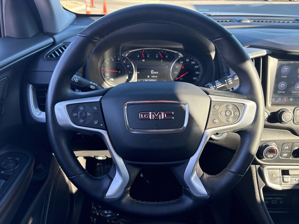 Used 2024 GMC Terrain SLT image 15