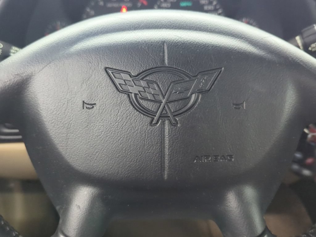 Used 2002 Chevrolet Corvette Convertible w/ Preferred Equipment Group2 RWD image 14