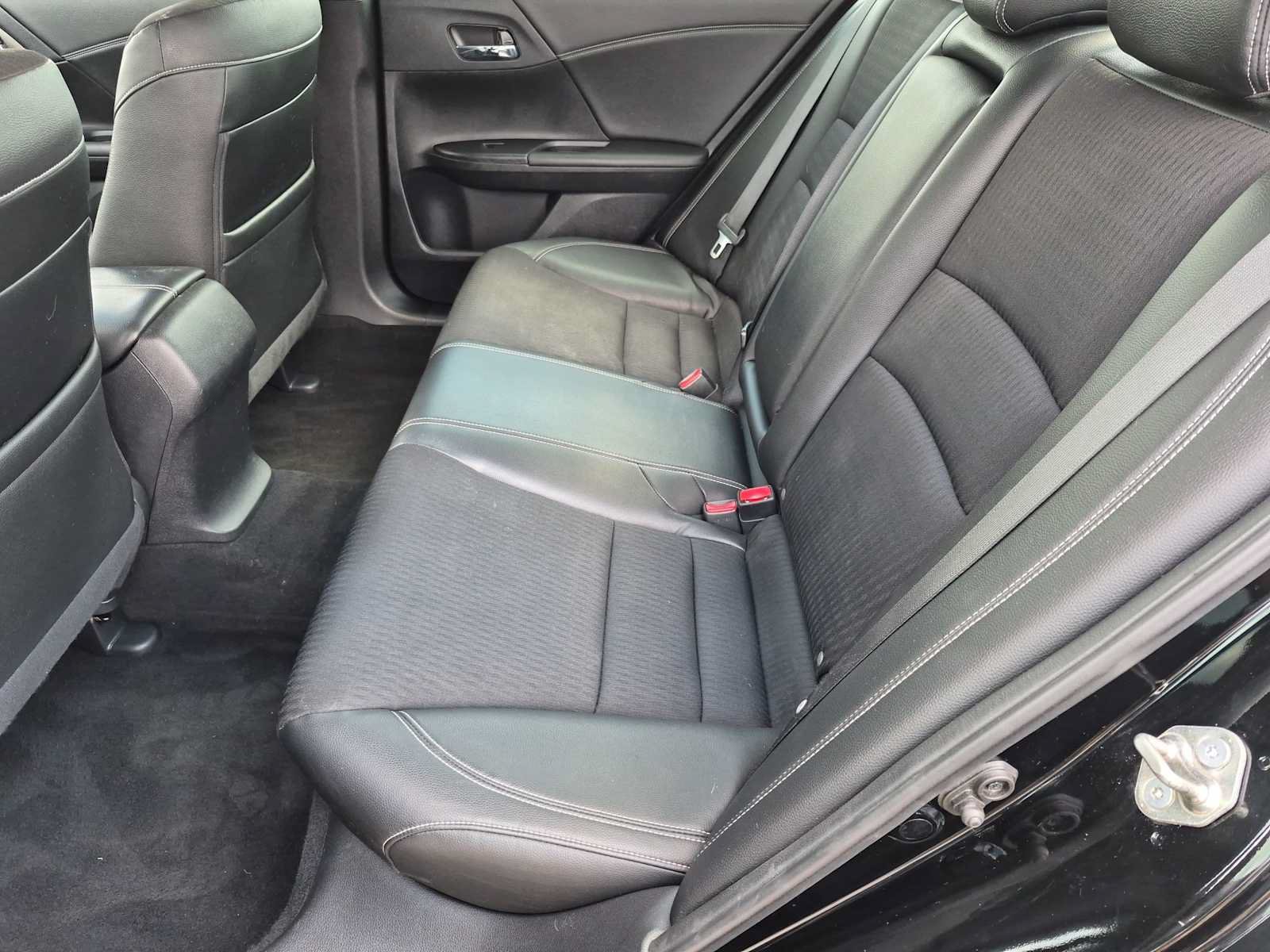 Certified 2017 Honda Accord Sport image 18
