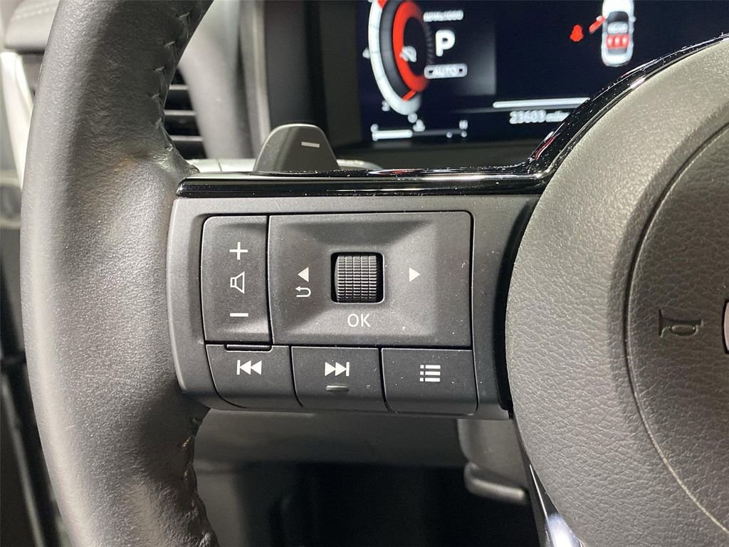 Used 2024 Nissan Rogue Platinum AWD/4WD image 34