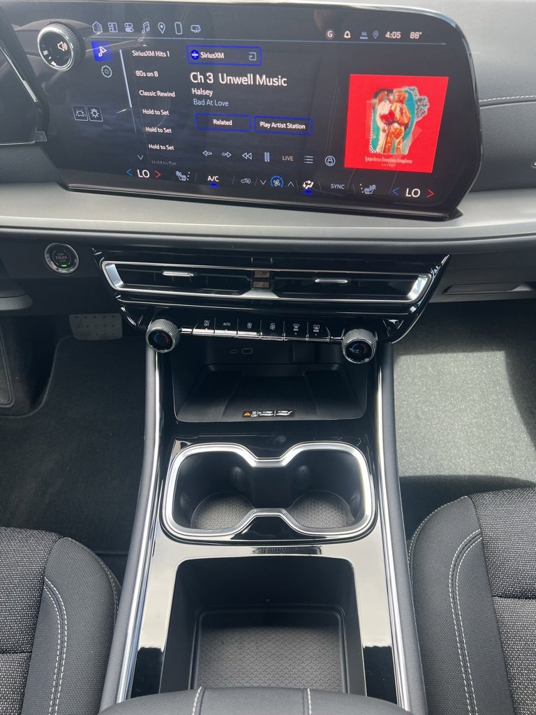 New 2025 Chevrolet Traverse LT image 20