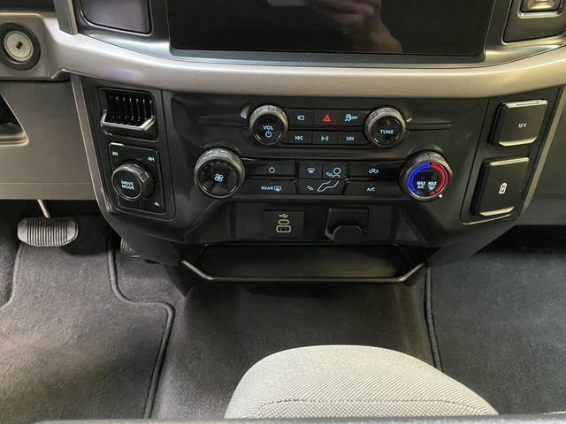 Used 2025 Ford F150 XLT image 42