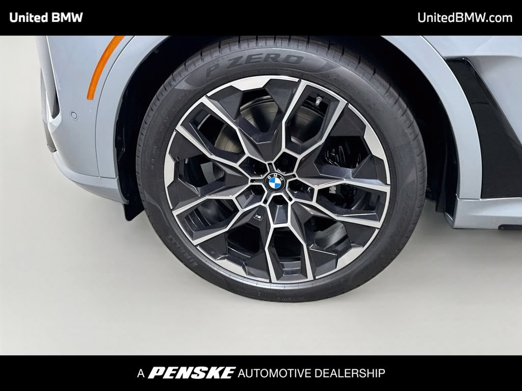 New 2027 BMW X7 xDrive40i w/ M Sport Package AWD/4WD image 9
