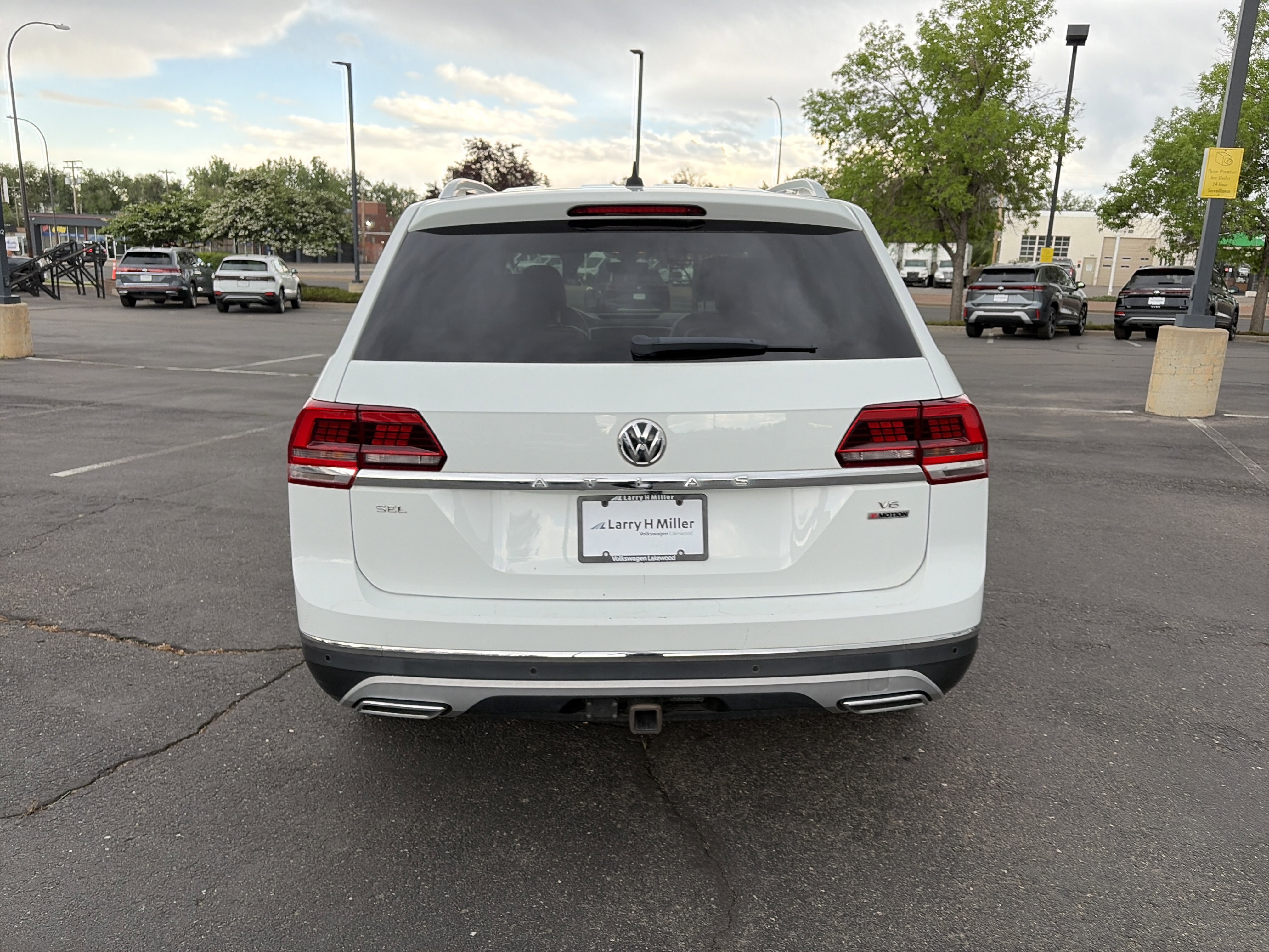 Used 2019 Volkswagen Atlas SEL Premium AWD/4WD image 6