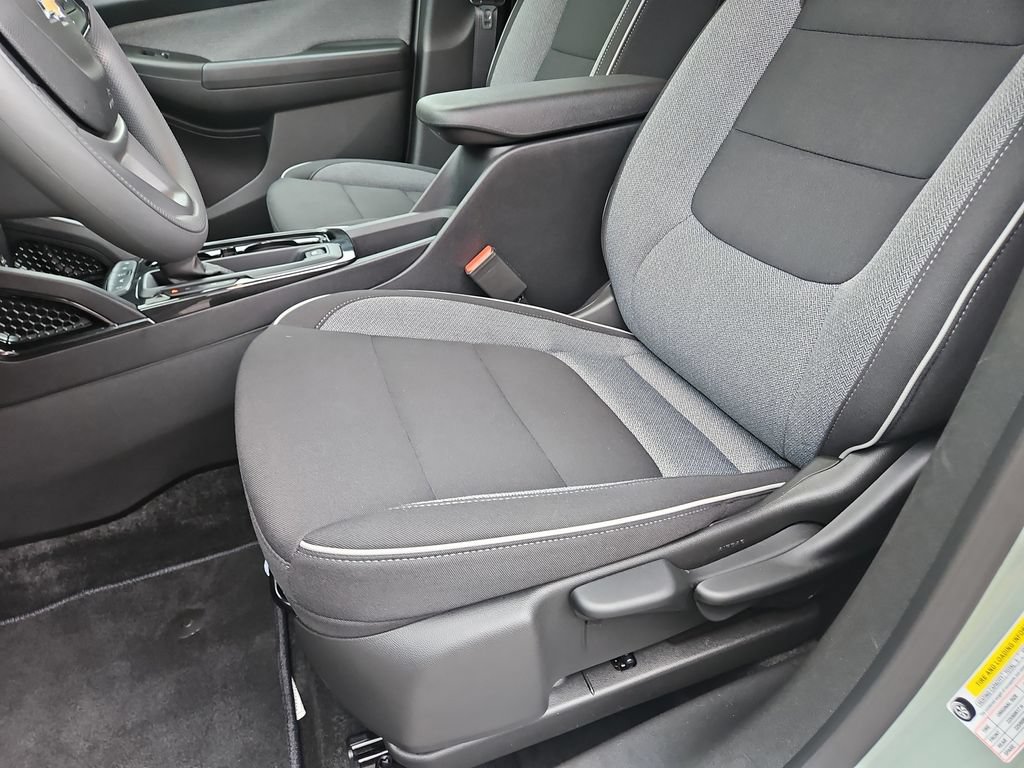 Used 2026 Chevrolet TrailBlazer LT FWD image 17
