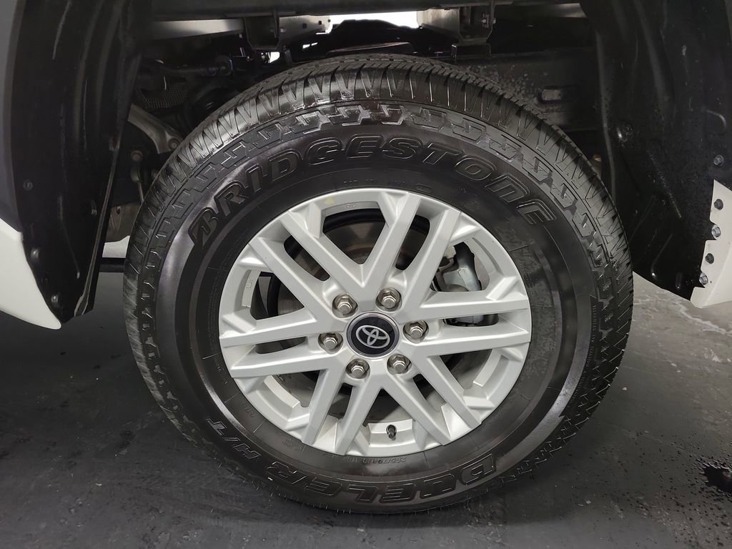 Used 2025 Toyota Tundra SR5 w/ SR5 Convenience Package image 10