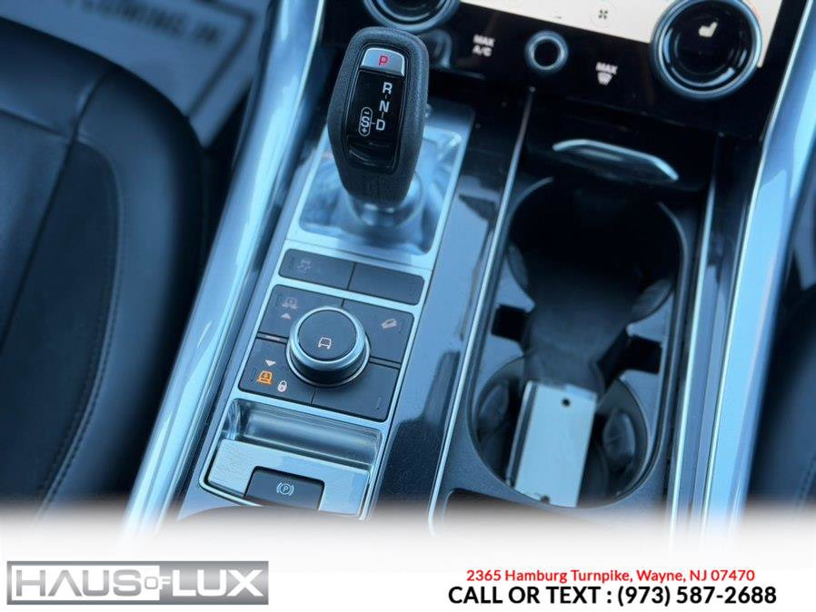 Used 2020 Land Rover Range Rover Sport HST image 31