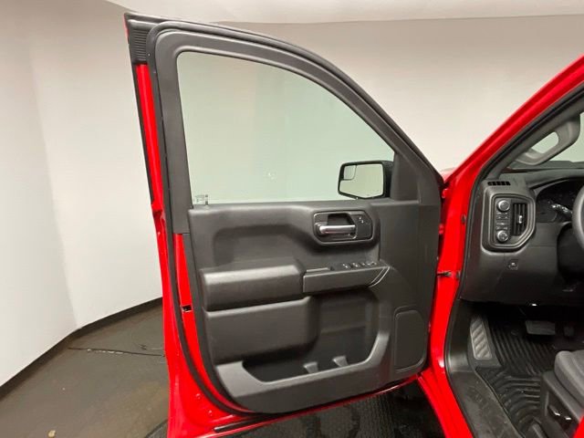 New 2026 Chevrolet Silverado 1500 Custom Trail Boss w/ LPO, Dark Essentials Package image 9