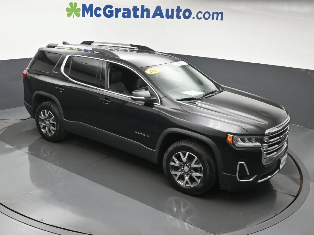 Used 2023 GMC Acadia SLT AWD/4WD image 3