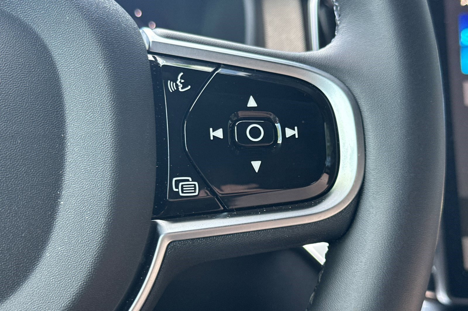 Used 2026 Volvo XC90 T8 Ultra w/ Lounge Package image 32