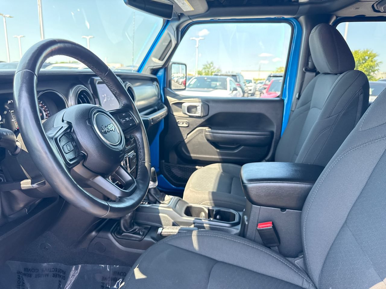 Used 2022 Jeep Wrangler Unlimited Sport AWD/4WD image 12