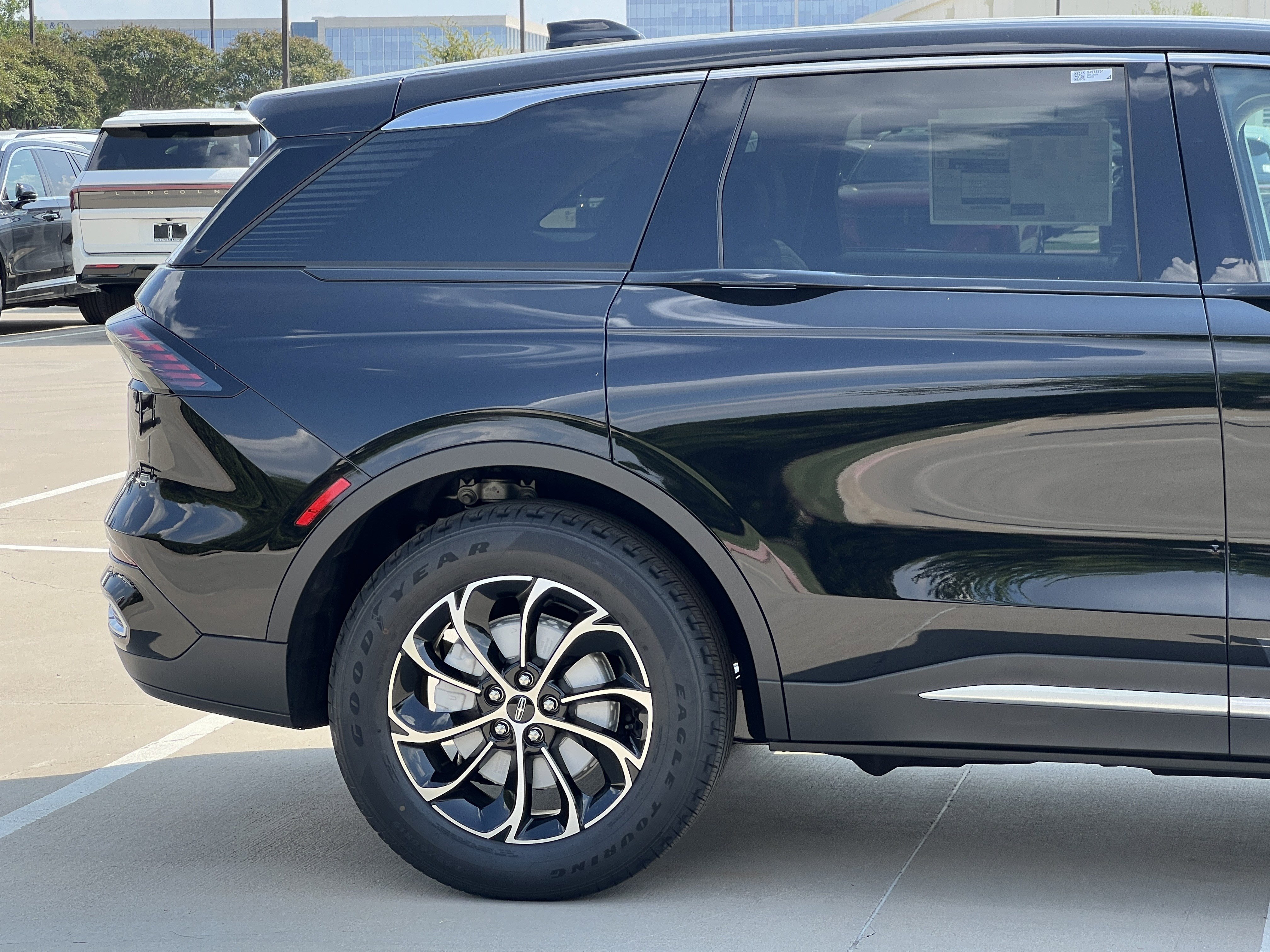 New 2025 Lincoln Nautilus Premier w/ Equipment Group 102A image 11