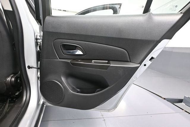 Used 2014 Chevrolet Cruze LT FWD image 34
