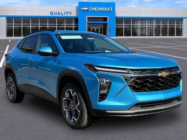 New 2026 Chevrolet Trax LT w/ Driver Confidence Package
