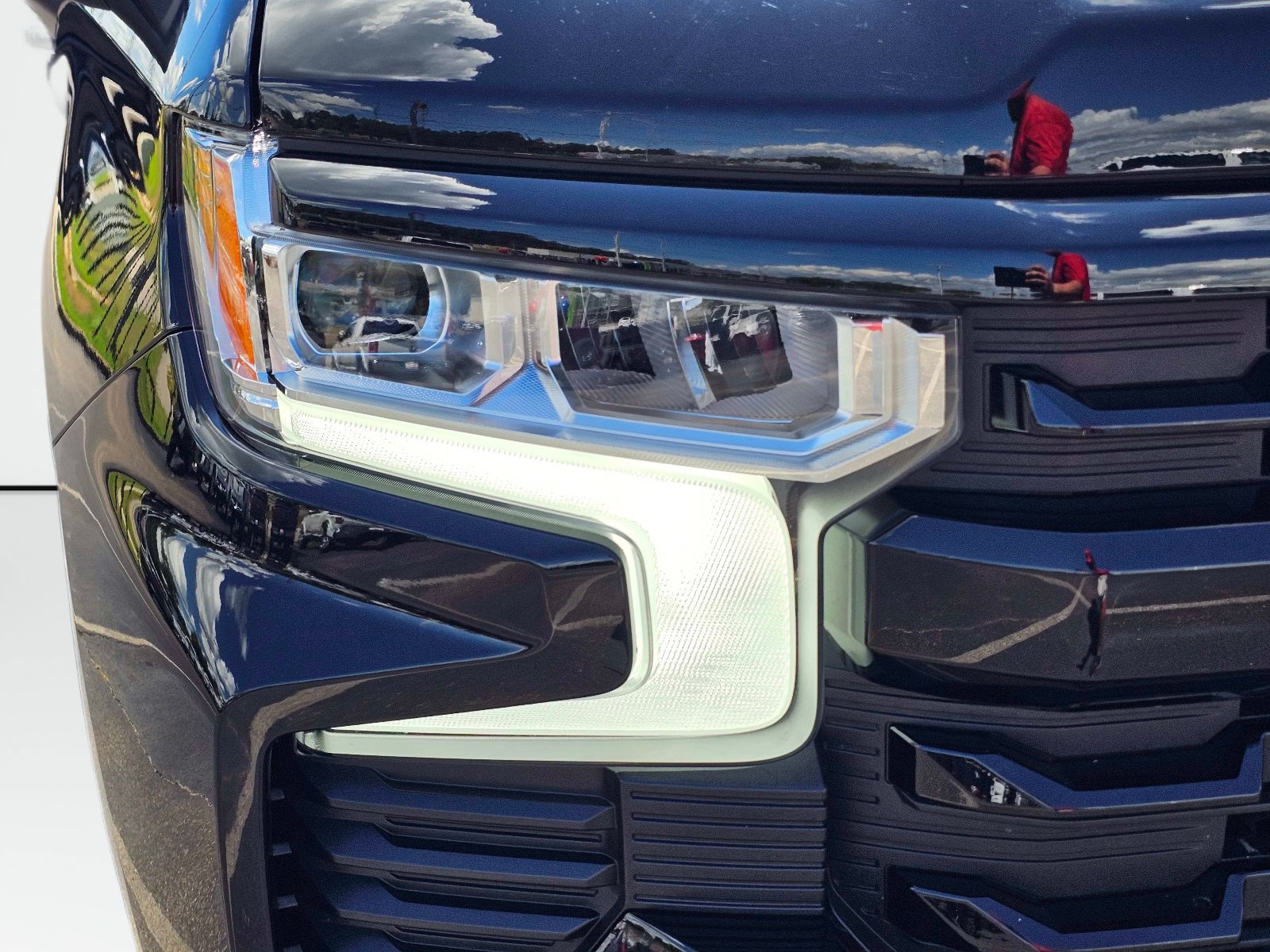 Used 2026 Chevrolet Silverado 1500 LT Trail Boss w/ Convenience Package II AWD/4WD image 4