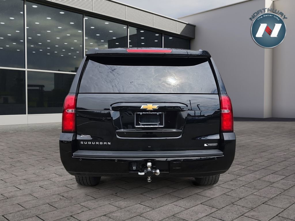 Used 2017 Chevrolet Suburban LT AWD/4WD image 4