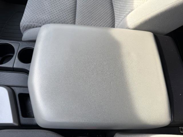 Used 2008 Toyota Tundra 4x4 CrewMax image 29