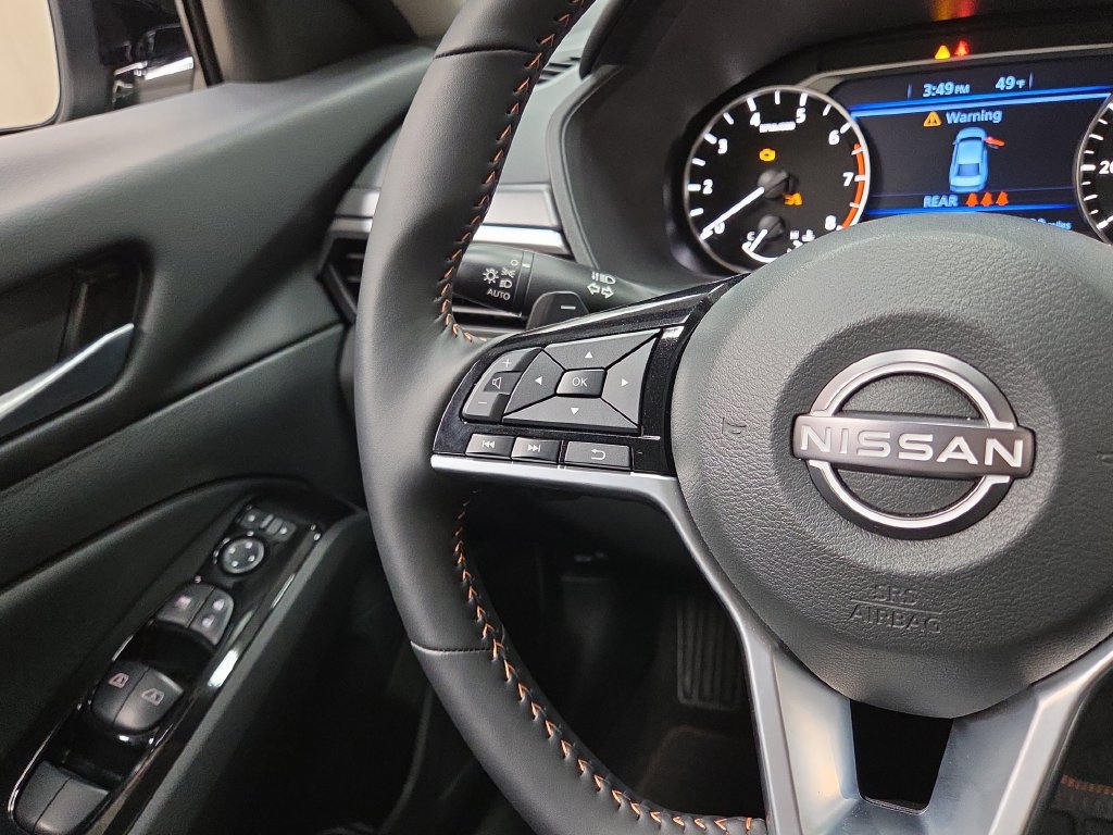Used 2025 Nissan Altima 2.5 SR AWD/4WD image 18