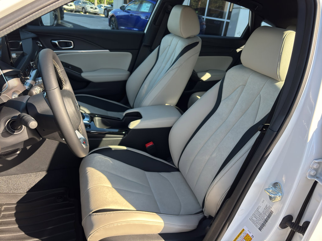 New 2025 Acura Integra A-Spec image 8