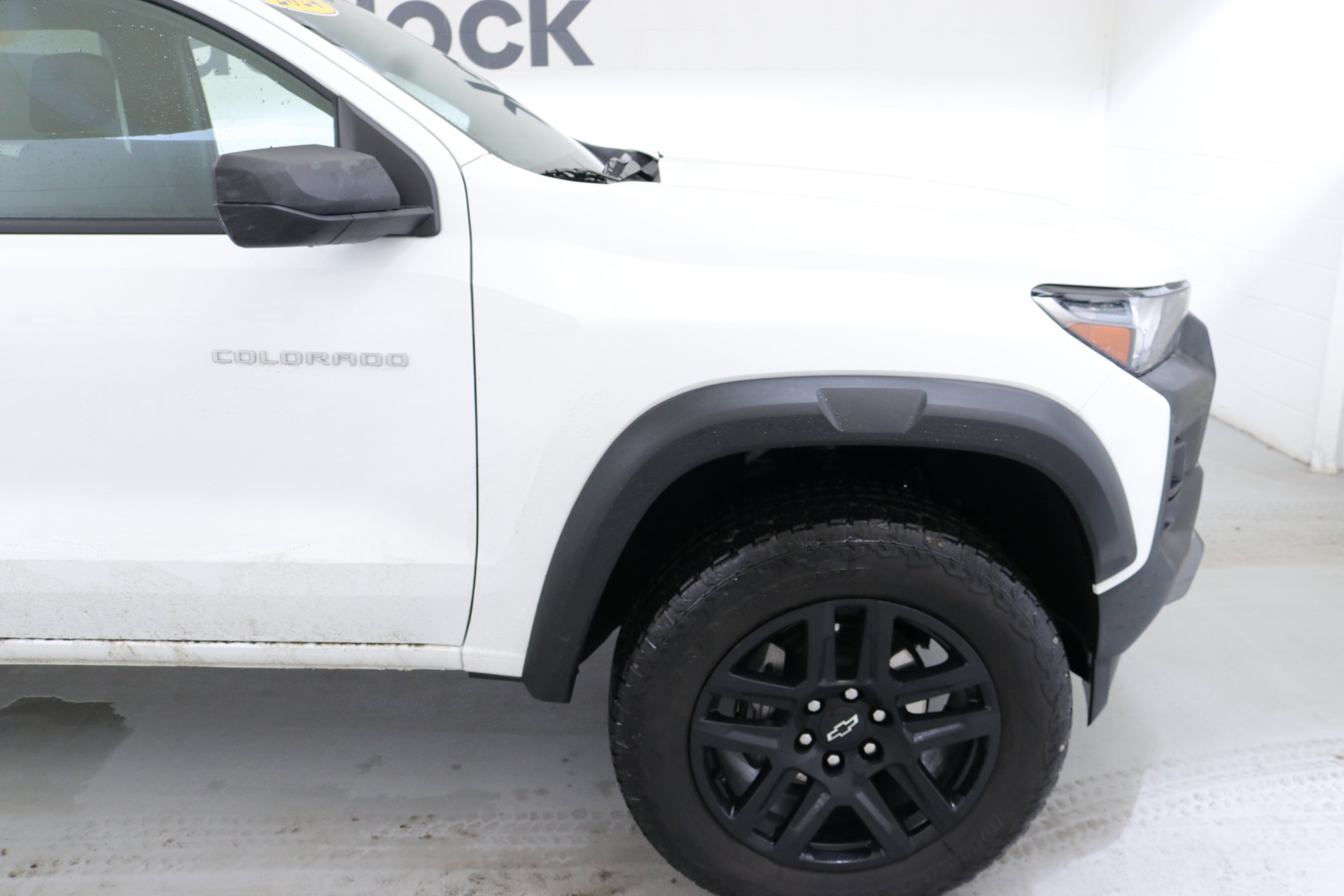 Used 2024 Chevrolet Colorado Trail Boss image 11