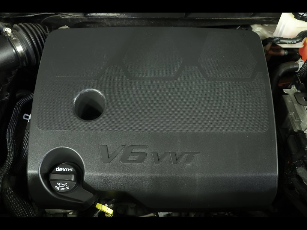 Used 2022 Chevrolet Traverse LT image 21