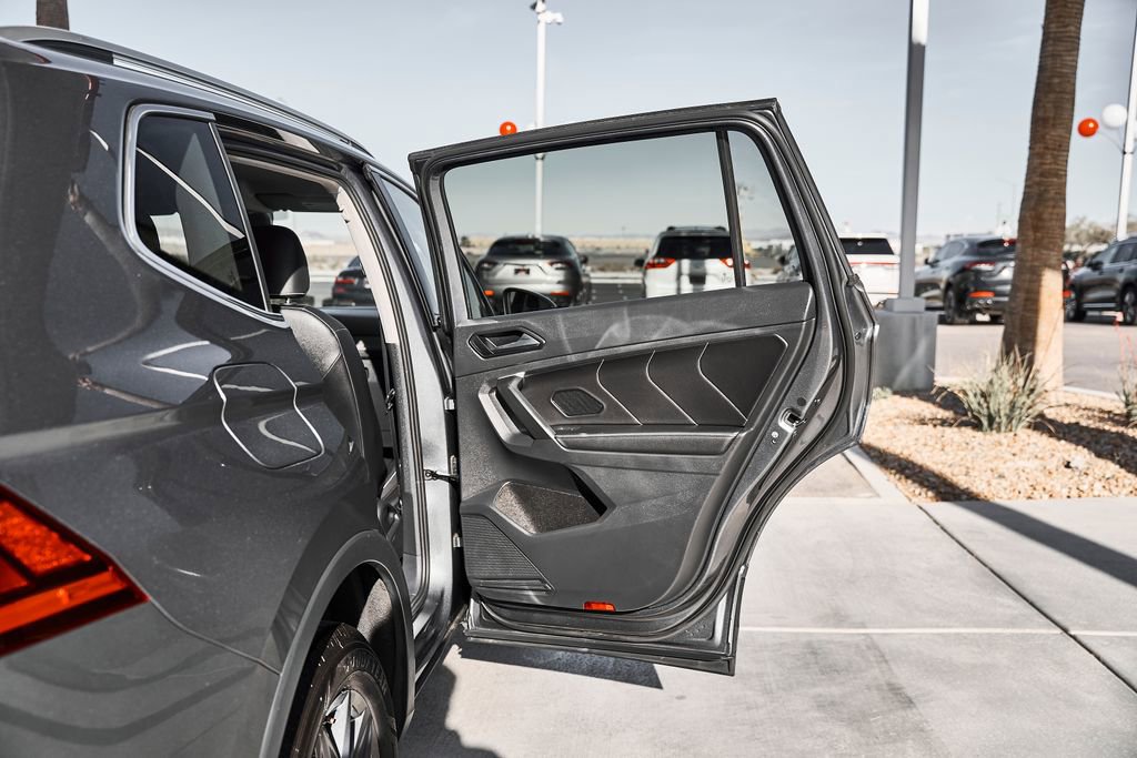 Used 2024 Volkswagen Tiguan Wolfsburg Edition FWD image 11