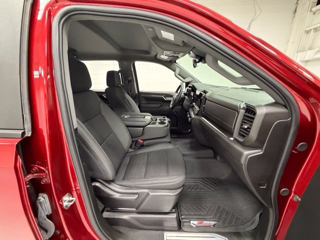 Certified 2024 Chevrolet Silverado 1500 LT AWD/4WD image 26