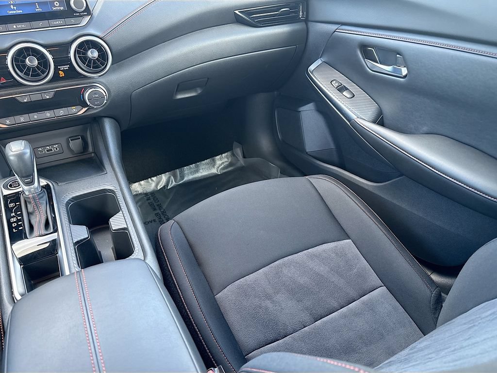 Used 2025 Nissan Sentra SR FWD image 22