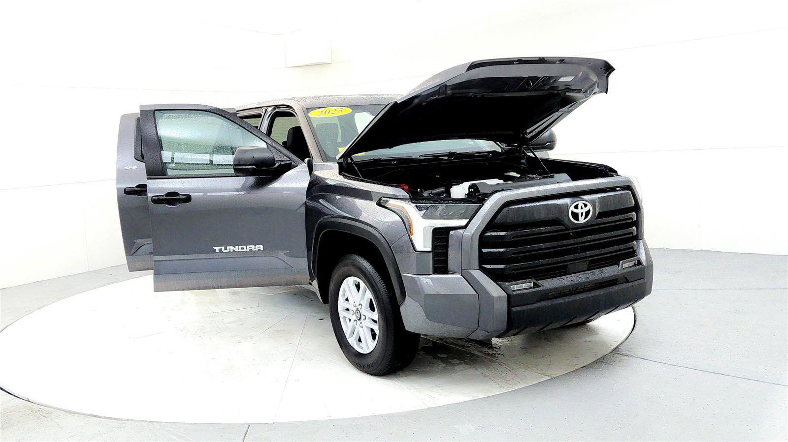 Used 2025 Toyota Tundra SR5 image 9