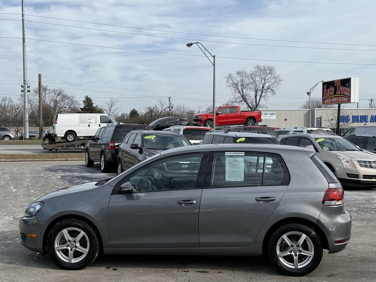 Used 2014 Volkswagen Golf 4-Door image 5