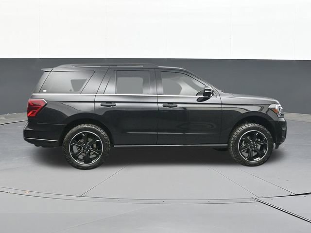 Used 2024 Ford Expedition Limited AWD/4WD image 18