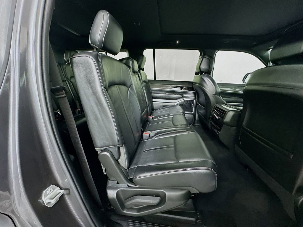 Used 2022 Jeep Wagoneer Series II w/ Premium Group I image 29