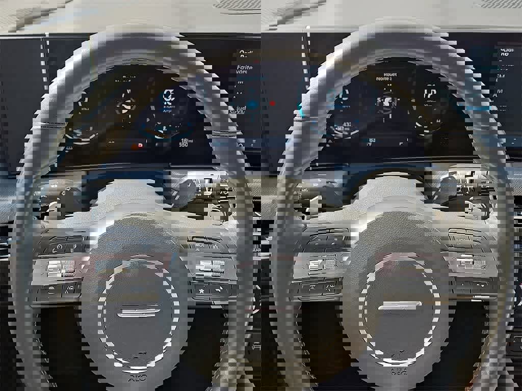 Certified 2024 Hyundai Sonata SEL w/ Convenience Package image 21